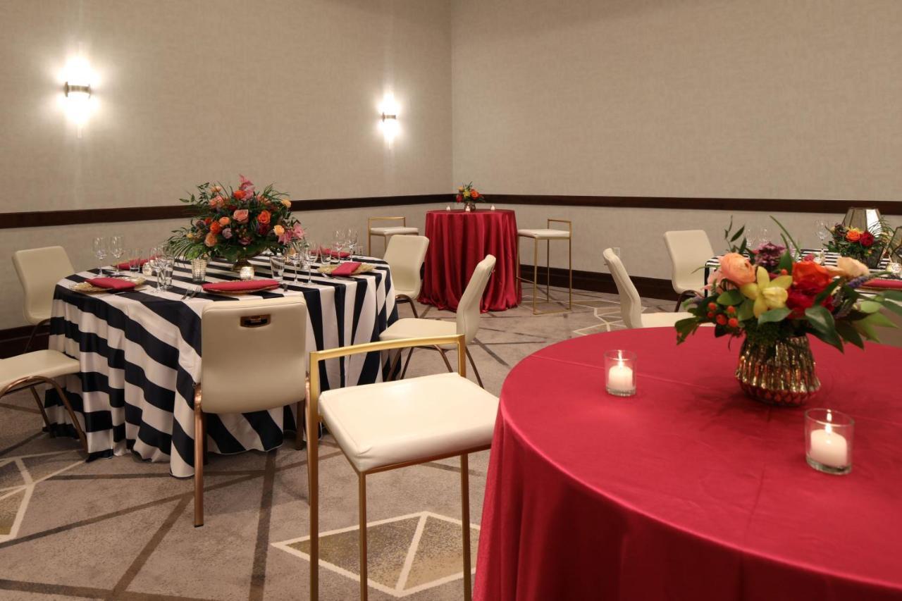 Westin Edina Galleria Wedding Venue Edian MN 55435